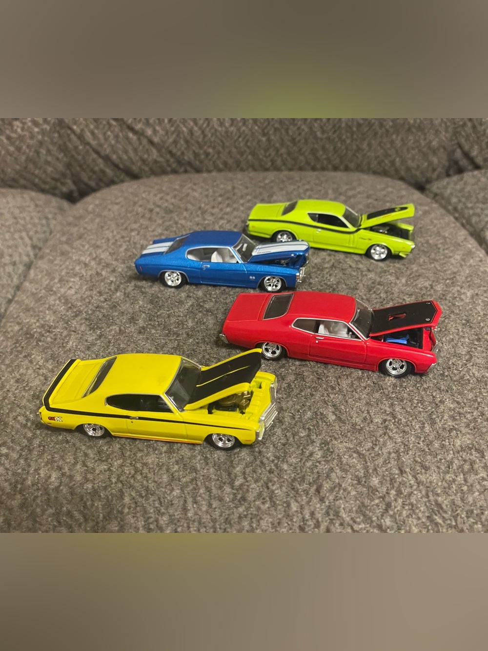 Hot Wheels 30th Anniv. '71 Muscle Cars Ford Dodge Chevy Buick 1:64 Scale 29778